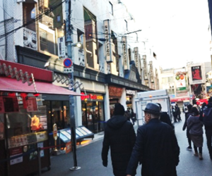 「ひっさしぶり」の　『吉本新喜劇　①　』