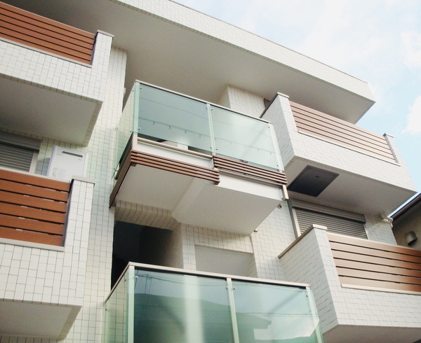 1.Facade
