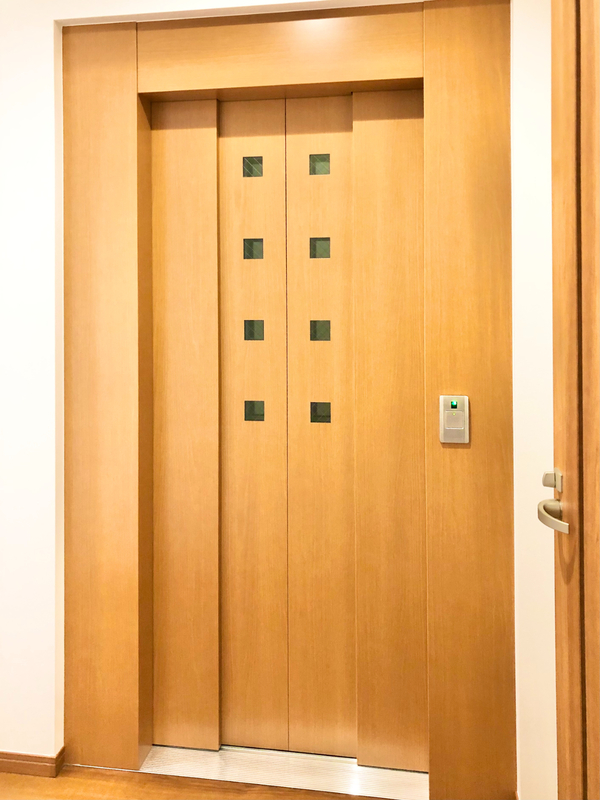 4.EV_outside