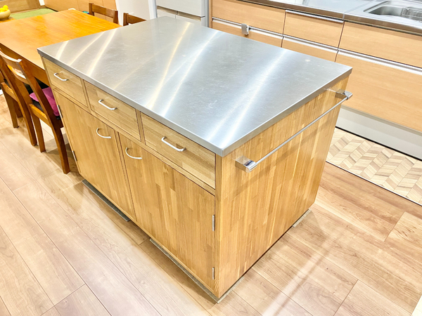 9.Original furniture